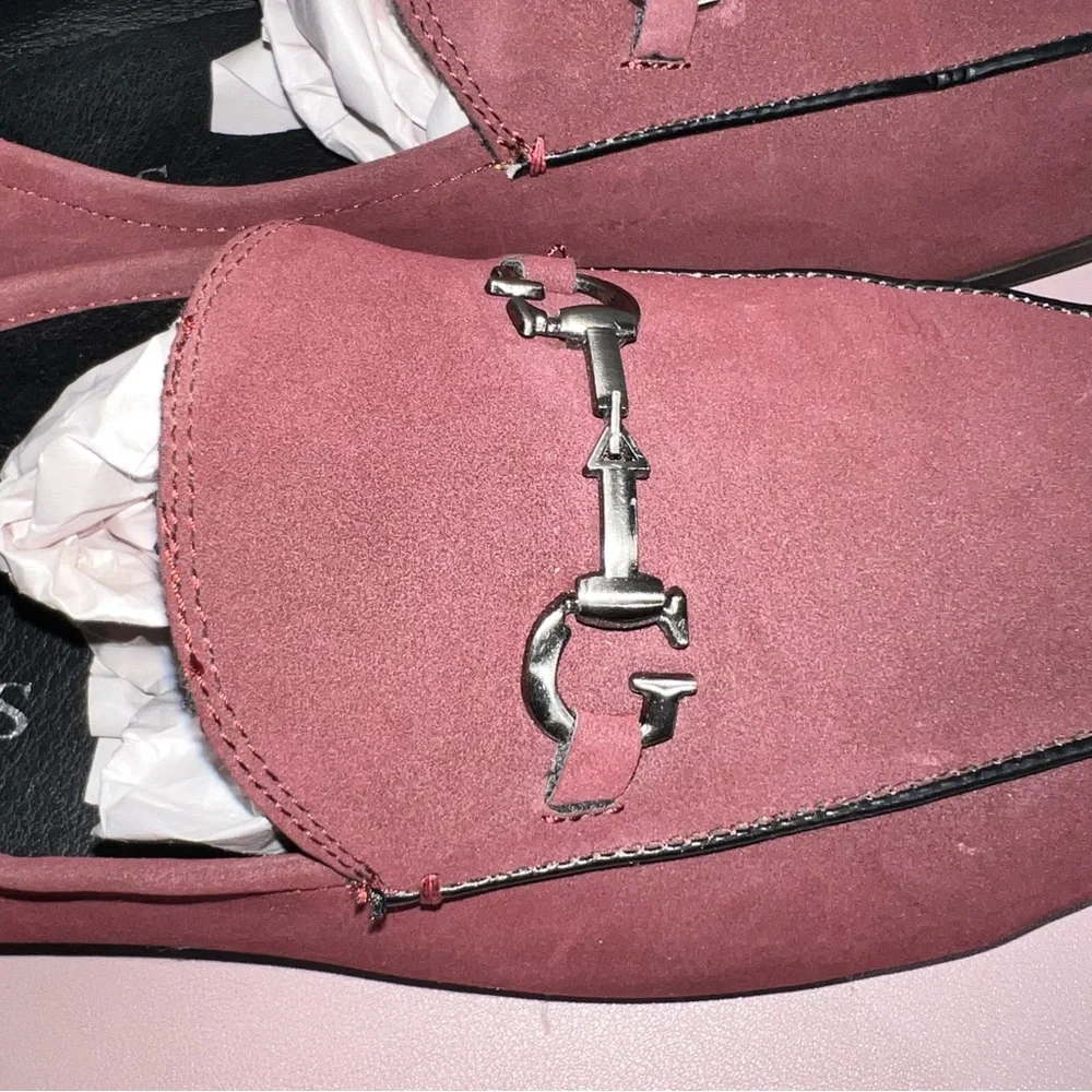 G by Guess this pair